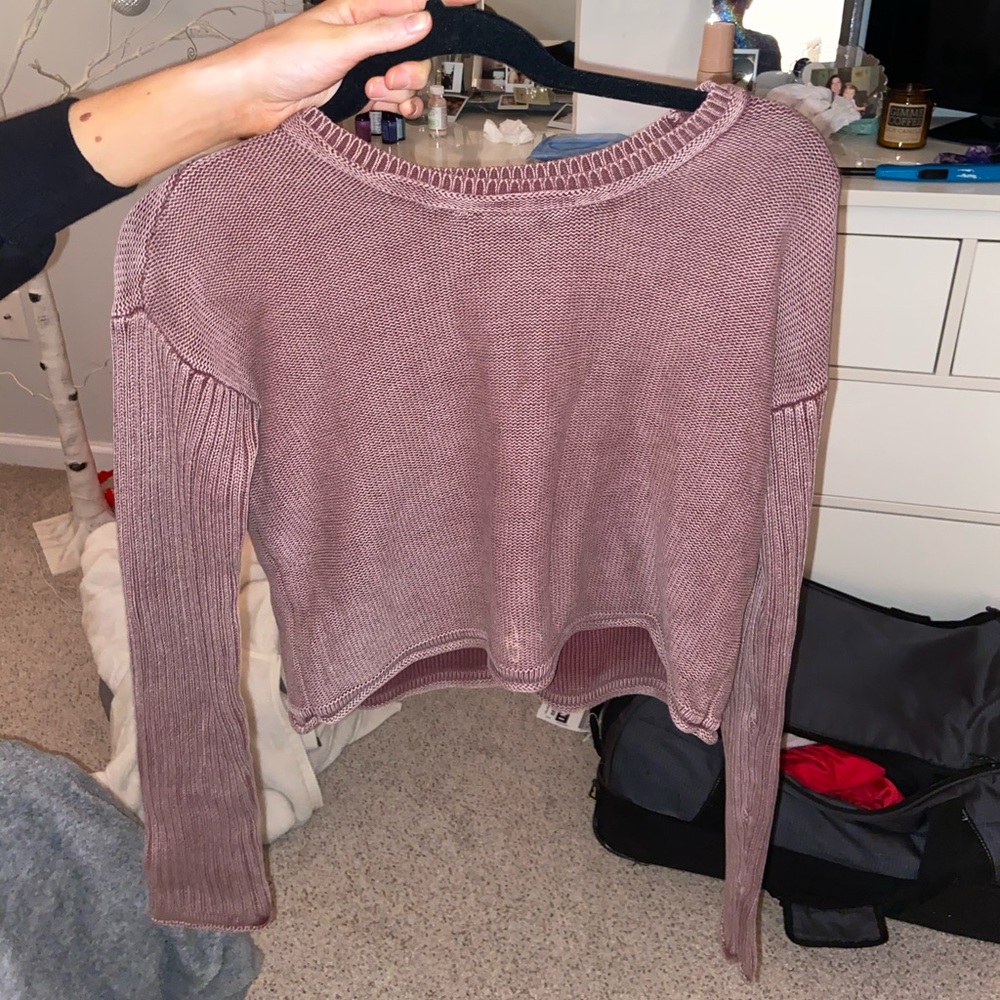 Cropped Urban Outfitters Sweater